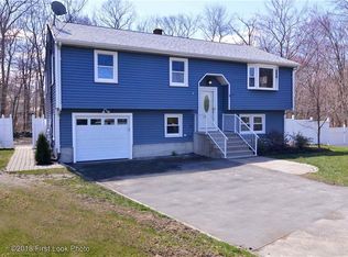 22 Mayo Dr, Warren, RI 02885