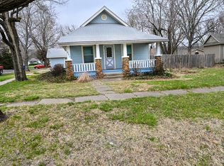 202 S 4th St, Towanda, KS 67144