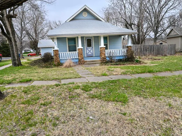 202 S 4th St, Towanda, KS 67144