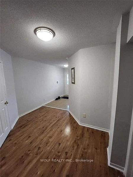 8 bed, $5,800 — Photo 3