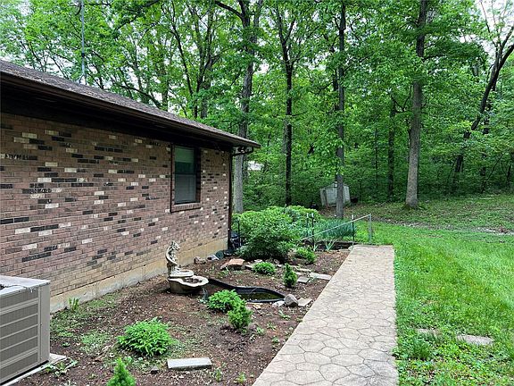4th image of 4460 Hickory Ln