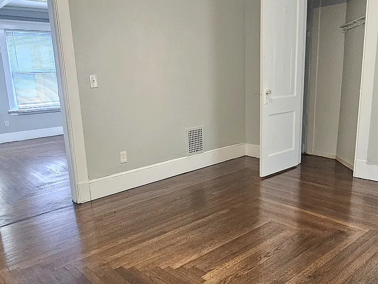 379 Norton St #B — Photo 15