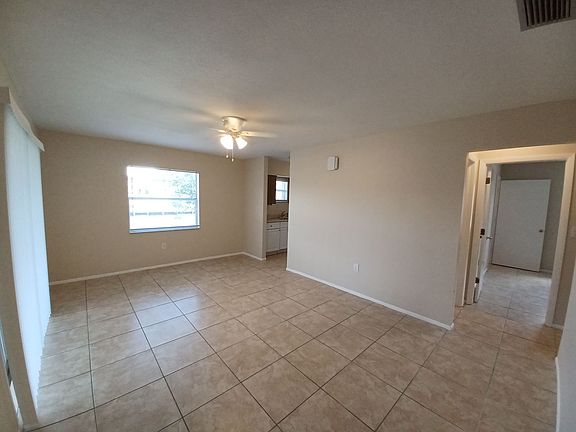 3rd image of 1215 SE 46th Ln APT H