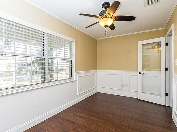 4th image of 2195 James Dr