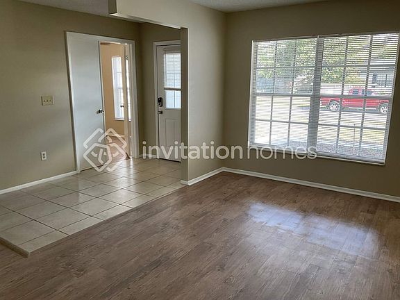 2nd image of 14514 Wessex St