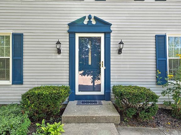 5th image of 2224 Cogswell Ct