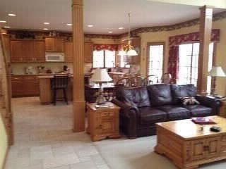 5th image of 16031 S Hidden Valley Cir