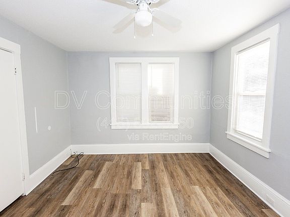 3rd image of 3132 W 33rd St