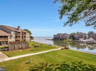 7010 Channel Village Ct APT 102, Annapolis, MD 21403