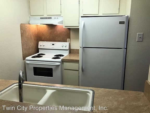 5th image of 500 E 31st St APT 103
