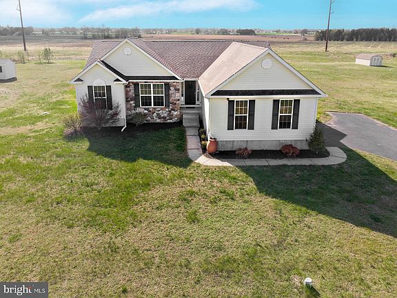 2nd image of 20396 Blueberry Dr