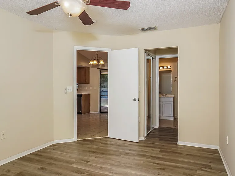 2264 Silver Maple Ct — Photo 10