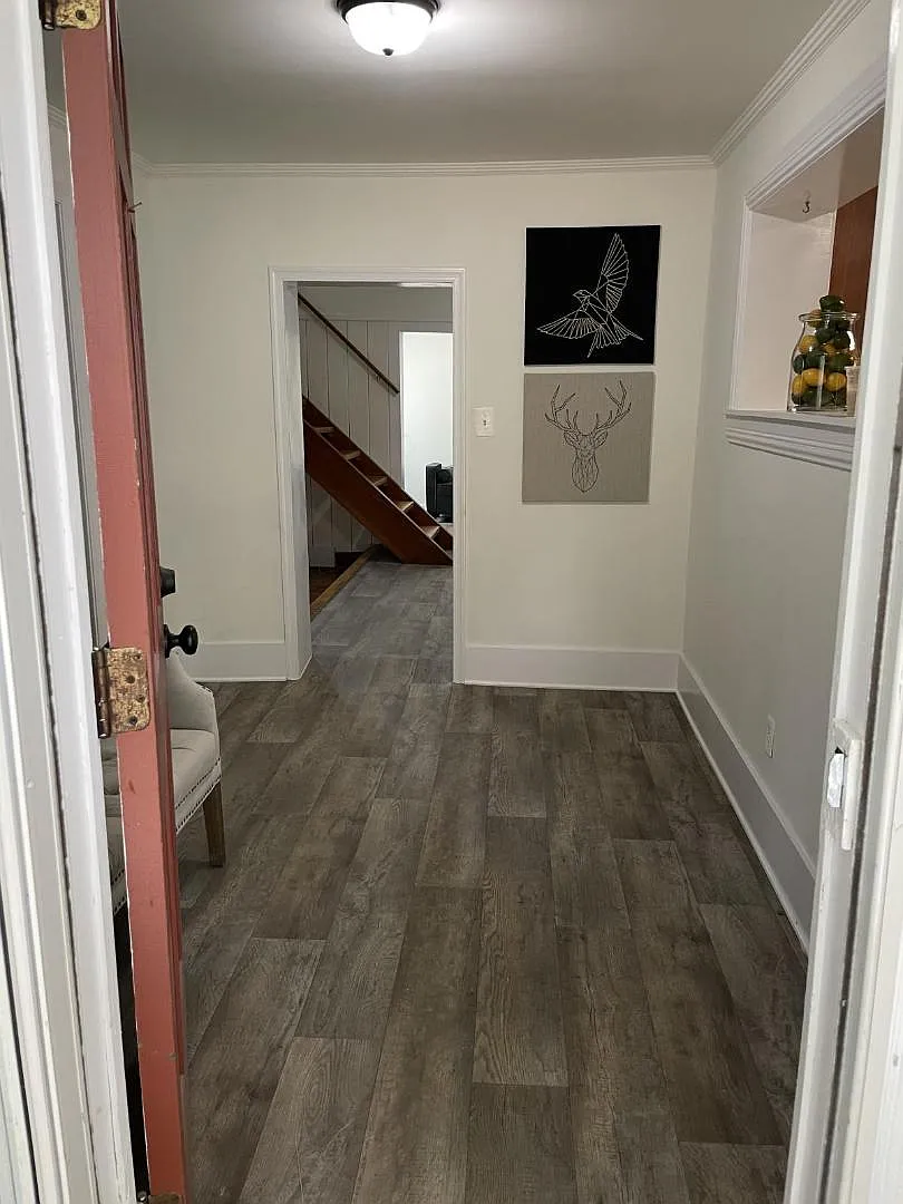 6920 Maryland Ave — Photo 3
