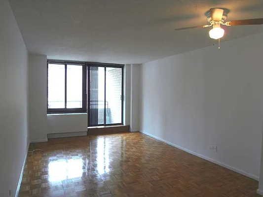 Rented by CCG Real Estate Brokerage | media 1