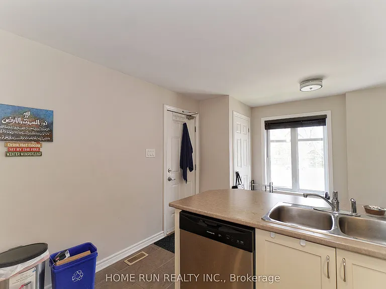 613 Chapman Mills Dr #B — Photo 6