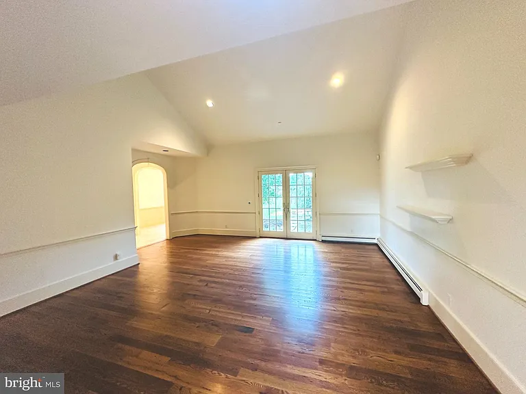 6504 Sand Trap Dr — Photo 9