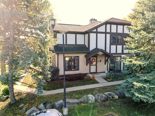 2944 Coho St, Madison, WI 53713
