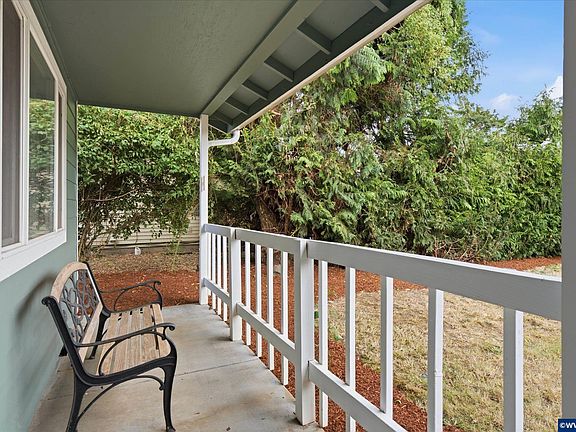 5th image of 700 Del Mar Dr
