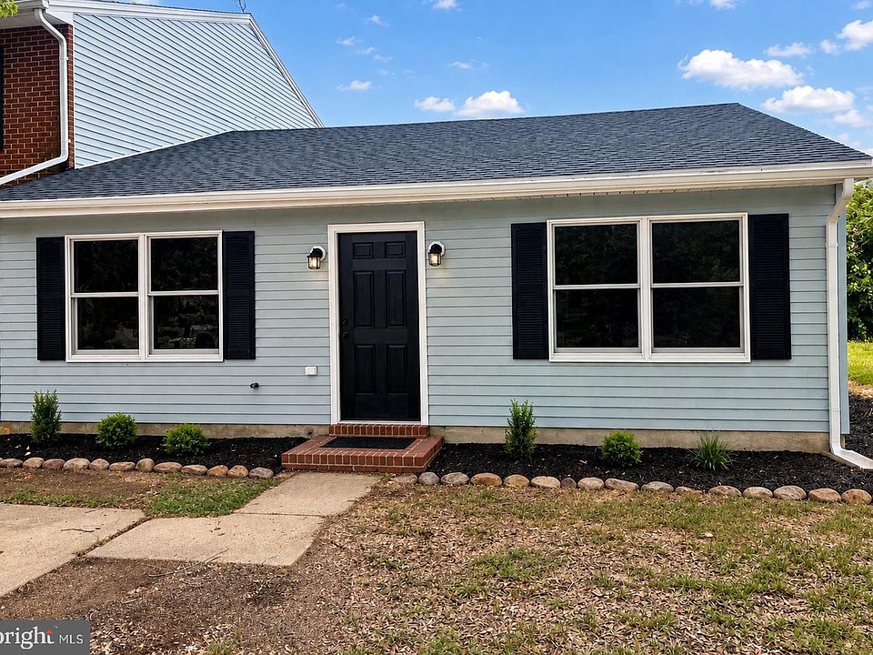 1st image of 107 Conley Dr