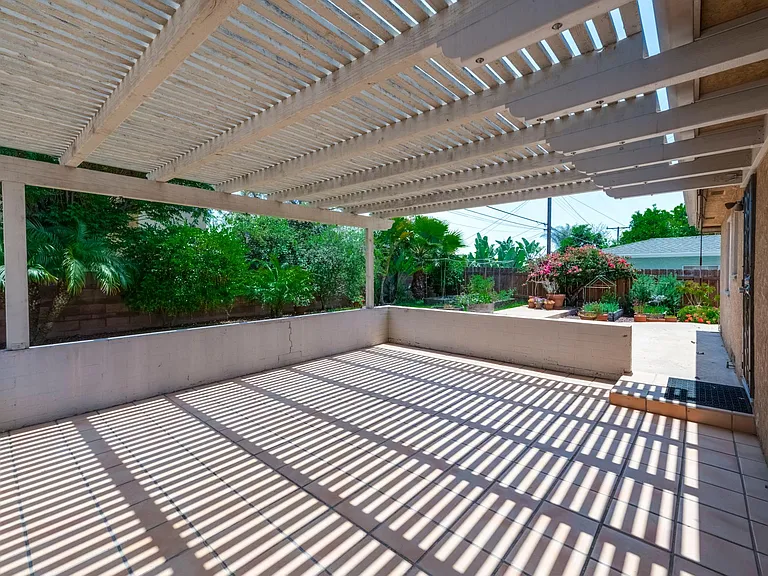 6681 Birchwood St — Photo 25