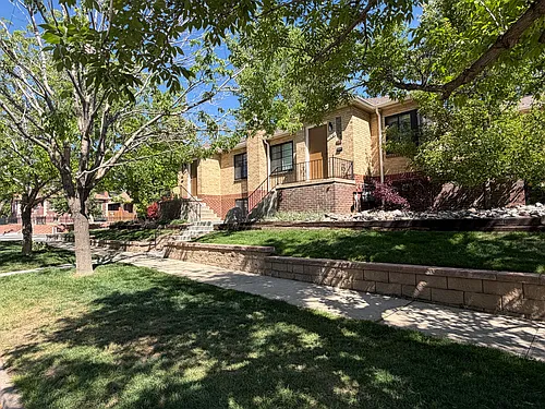 3300 N Clay St #2 Photo 1