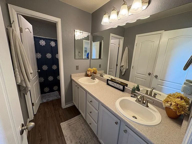 7961 Cairn Ct — Photo 15