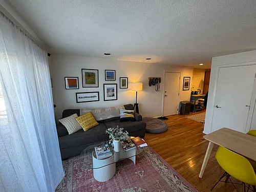 15 Euston Rd #16 Photo 1
