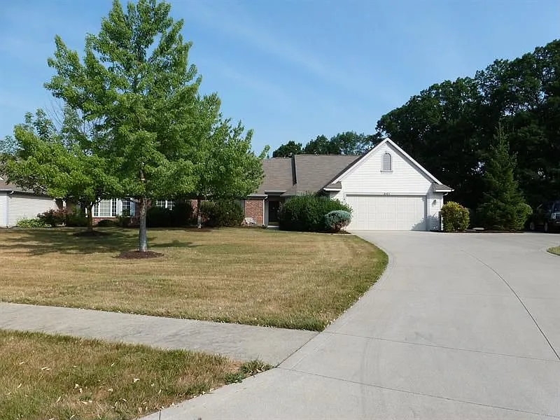 2404 Covington Pointe Trl photo 1