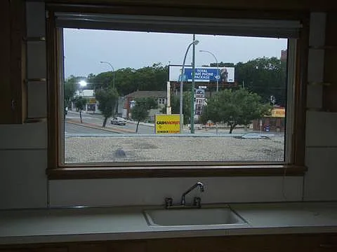 335 Henderson Hwy #1A — Photo 8