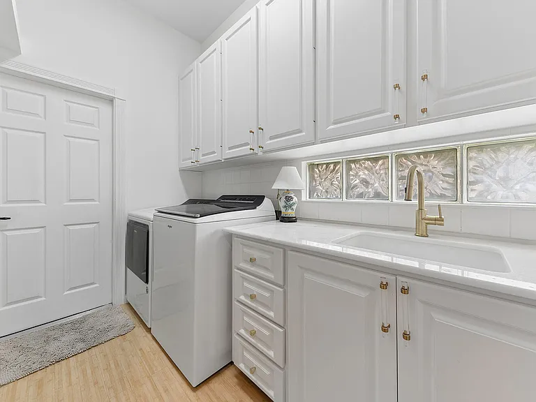 7808 Quida Dr — Photo 21