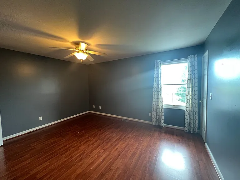 75 Gilliam Ct — Photo 2