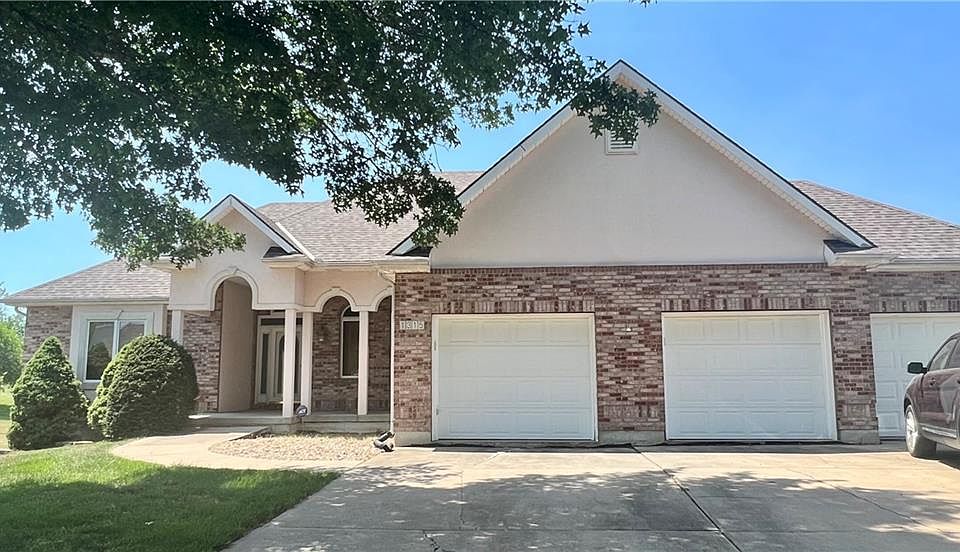 1st image of 1315 SW Foxtail Dr