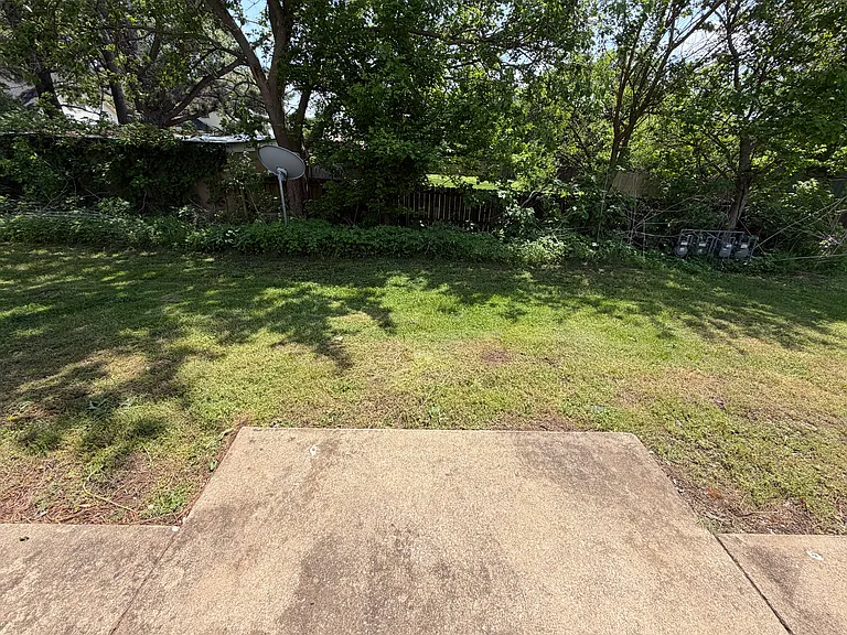 3405 SW Victoria Pl #1 — Photo 16
