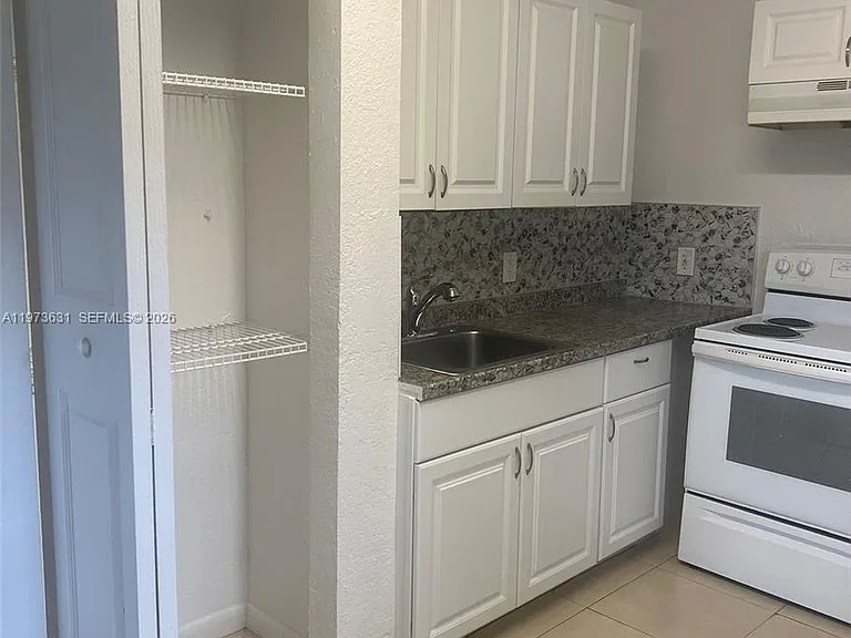 919 NW 2nd Ave #1 — Photo 6