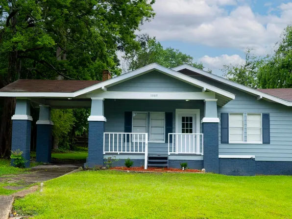 1005 W Faulkner St, El Dorado, AR 71730