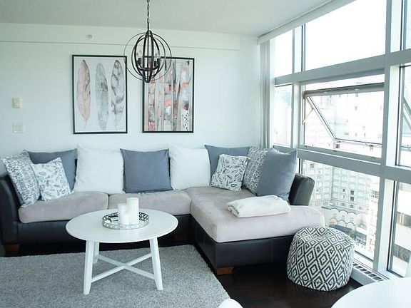 3rd image of 938 Smithe St #1828