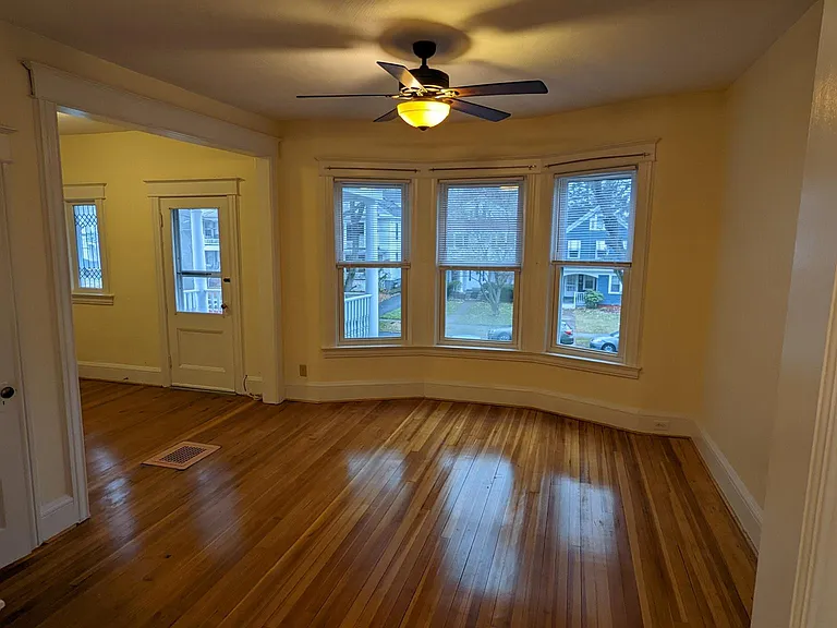 61 S Pine Ave #1 — Photo 9