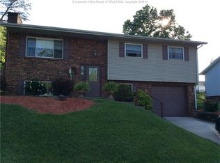 1079 Greenland Cir, South Charleston, WV 25309