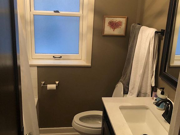 5th image of 2243 W Winnemac Ave #1