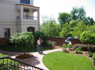 262 E Davie St, Raleigh, NC 27601