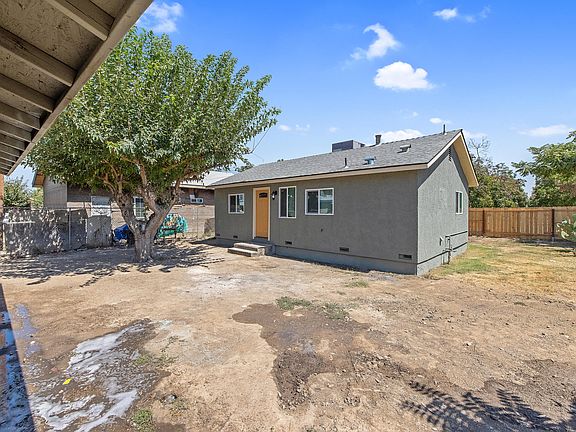 2nd image of 302 S Rose Avenue
