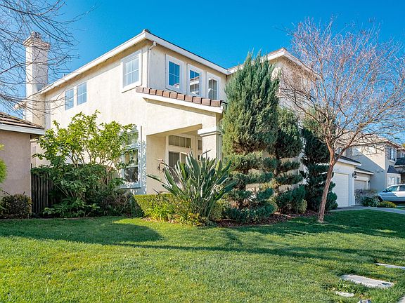 2nd image of 4359 Windsong St