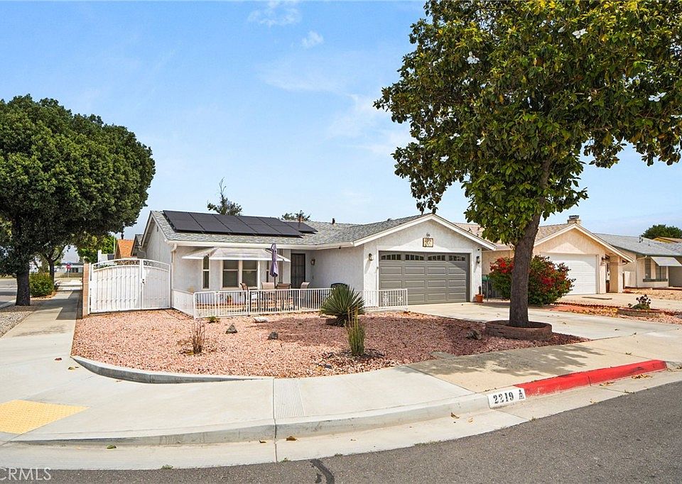 1st image of 2219 El Toro Cir
