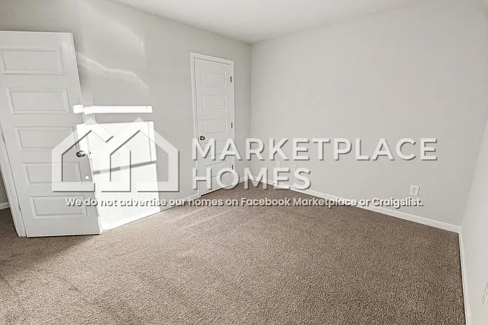 87 River Rock St — Photo 13