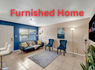 2050 Arlington St APT 205, Sarasota, FL 34239