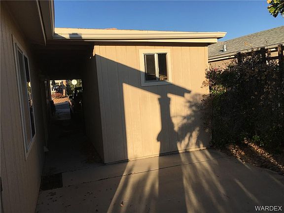 2nd image of 2534 Mountain Crest Dr
