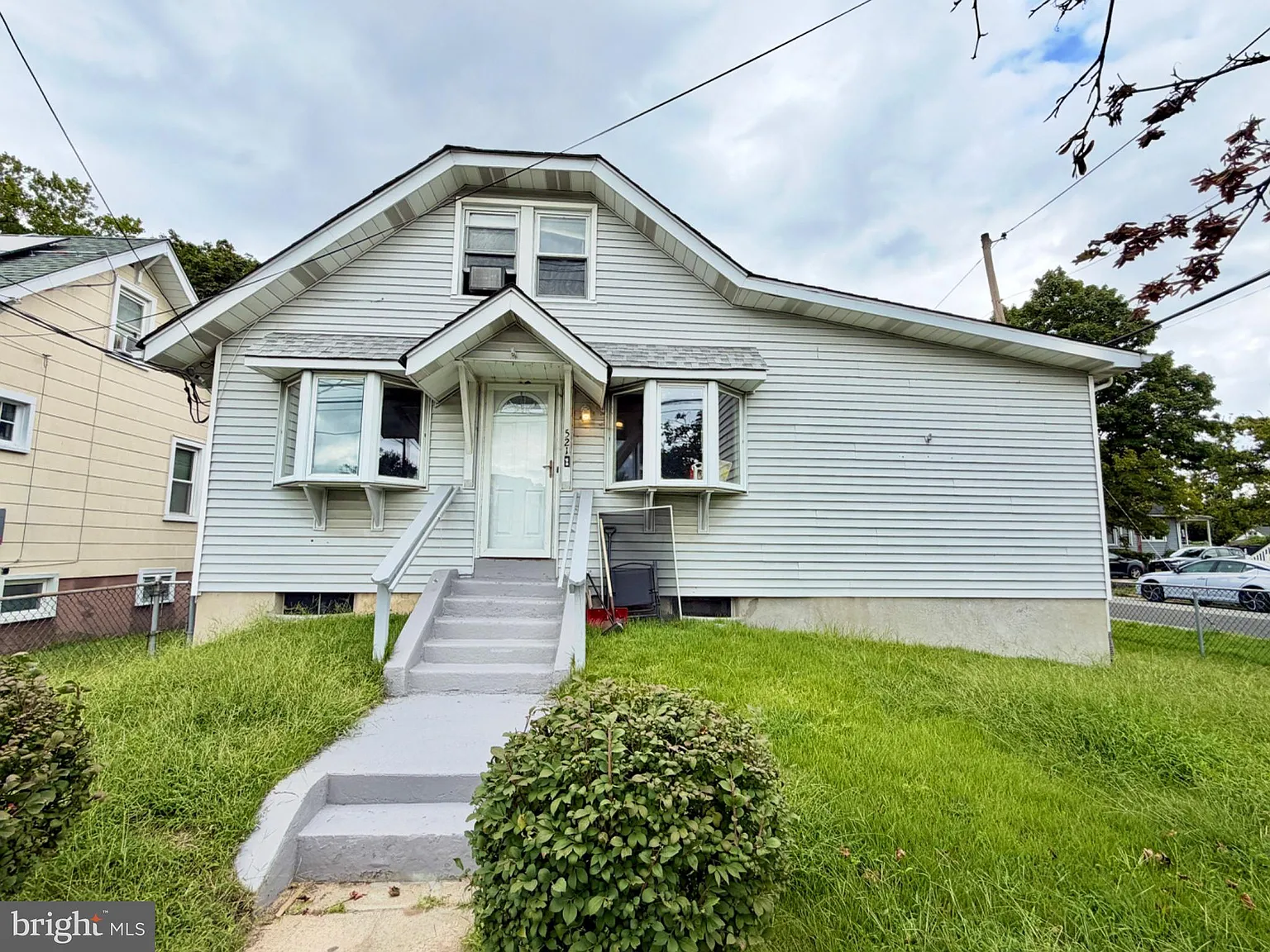 4 bed, 1.0 bath, 1188 sqft, $2,450 — Photo 1