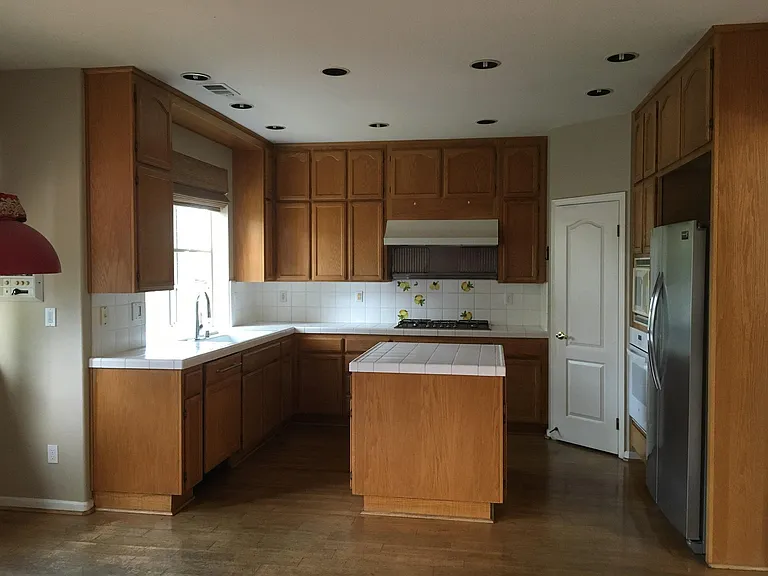 Kitchen and Breakfast Nook