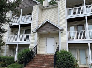 2328 W Vandalia Rd UNIT L, Greensboro, NC 27407