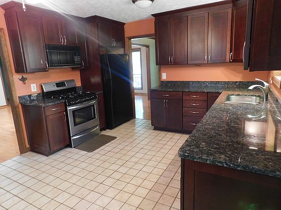 Kitchen with eating area